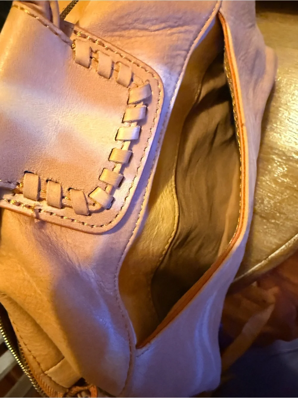HOBO Genuine Leather Satchel/Crossbody – Excellent Condition